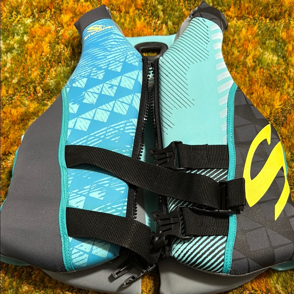 Youth life jacket